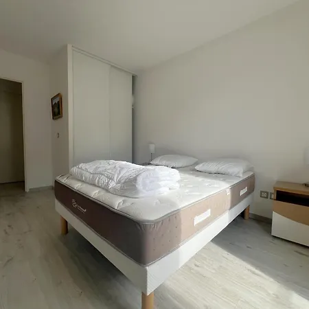 דירה Confortable Proche Centre-ville, 4 Pers, Parking Inclus - Fr-1-474-209 *