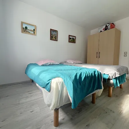 Confortable Proche Centre-ville, 4 Pers, Parking Inclus - Fr-1-474-209 דירה