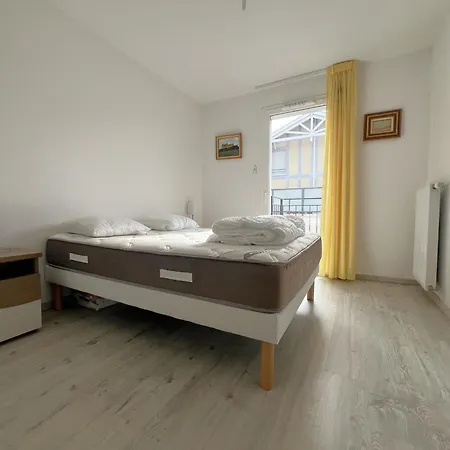 Confortable Proche Centre-ville, 4 Pers, Parking Inclus - Fr-1-474-209 דירה *